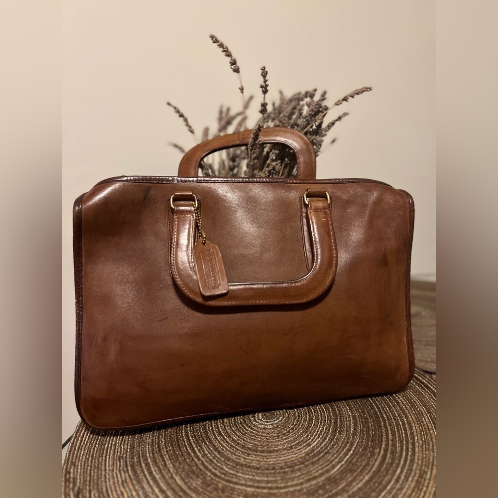 Genuine leather vintage COACH briefcase portfolio New York City 80s